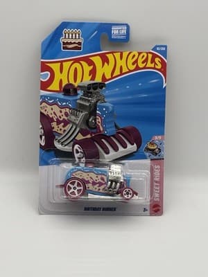 Hot Wheels Birthday Burner Sweet Rides Birthday Car 1:64 Diecast Blue Purple