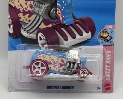 Hot Wheels Birthday Burner Sweet Rides Birthday Car 1:64 Diecast Blue Purple - Thumbnail 2