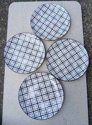 Dover & York Geometric Salad/Dessert Plates Set of 4 Discontinued Rare Design.