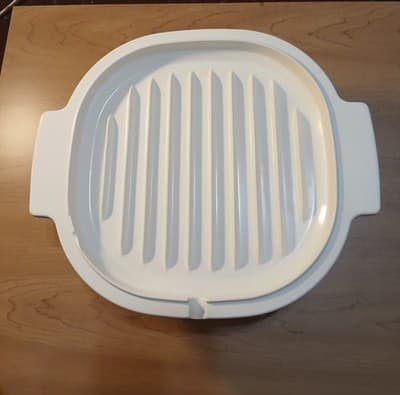 Vintage Rubbermaid Microwave Cookware 2 PC Set 5555 Lid 5556 Steamer Insert 3 Qt - Thumbnail 6
