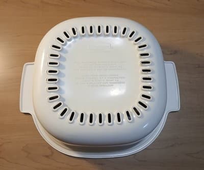 Vintage Rubbermaid Microwave Cookware 2 PC Set 5555 Lid 5556 Steamer Insert 3 Qt - Thumbnail 4
