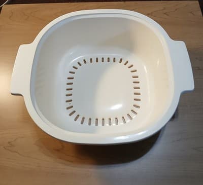 Vintage Rubbermaid Microwave Cookware 2 PC Set 5555 Lid 5556 Steamer Insert 3 Qt - Thumbnail 3