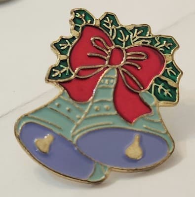 Vintage Christmas Enamel Brooch Pin Lot Santa Reindeer Holiday Tree Wreath Bells - Thumbnail 16