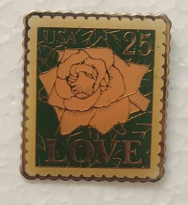 USPS Stamp Love Pins Lot Of 4 - Thumbnail 8