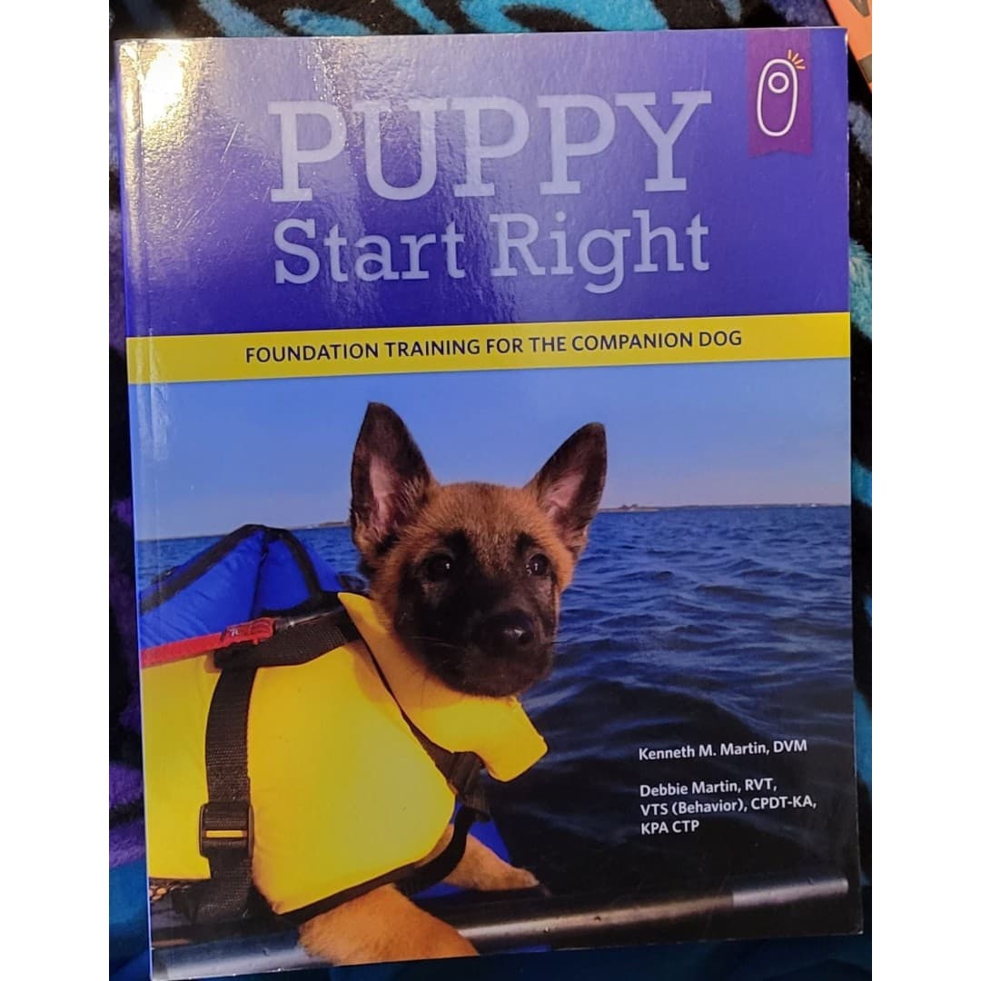 Puppy Start Right Dog Training Book - Thumbnail 2