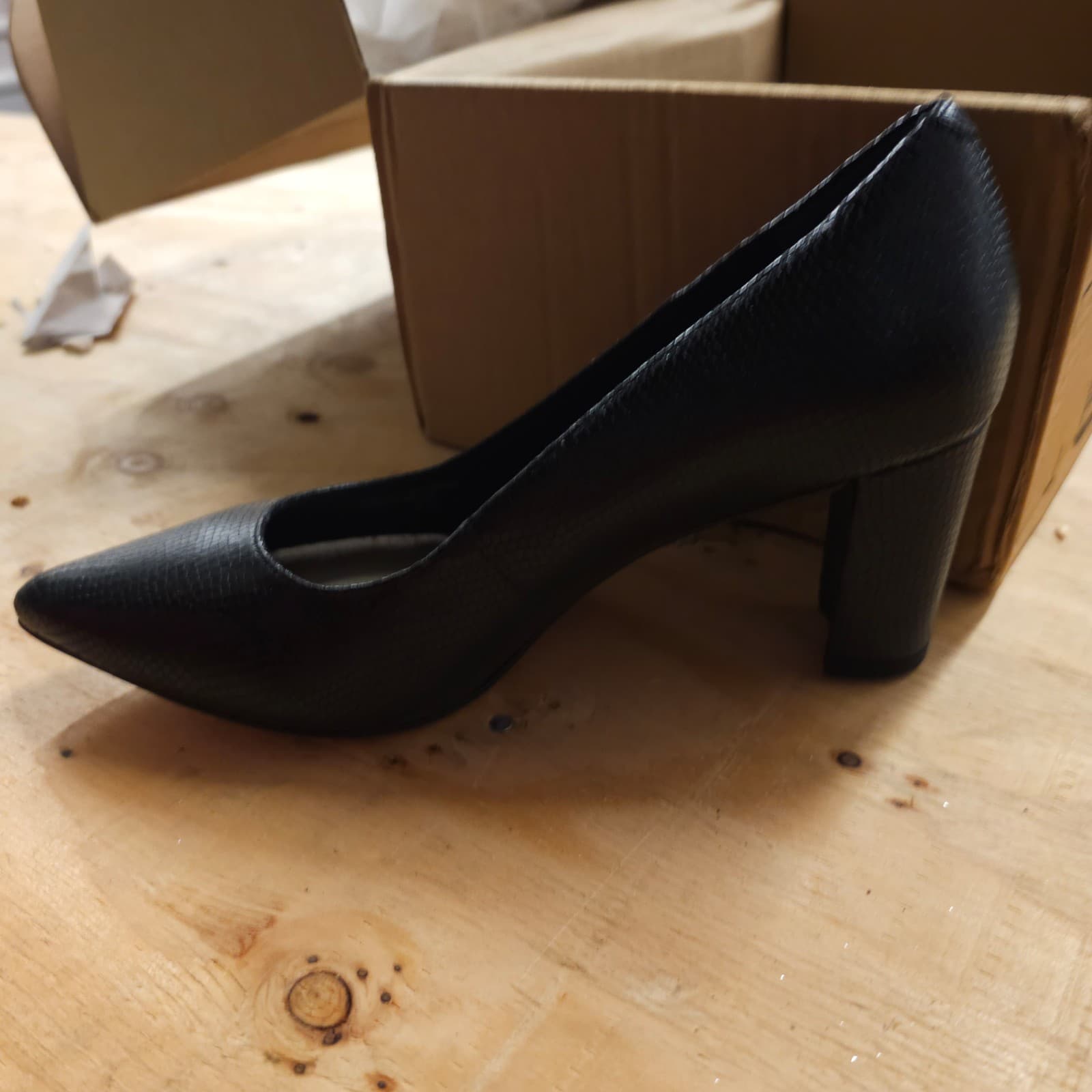 Walking Cradle Samantha Pump Dress Shoes Size 8W Black - Thumbnail 3