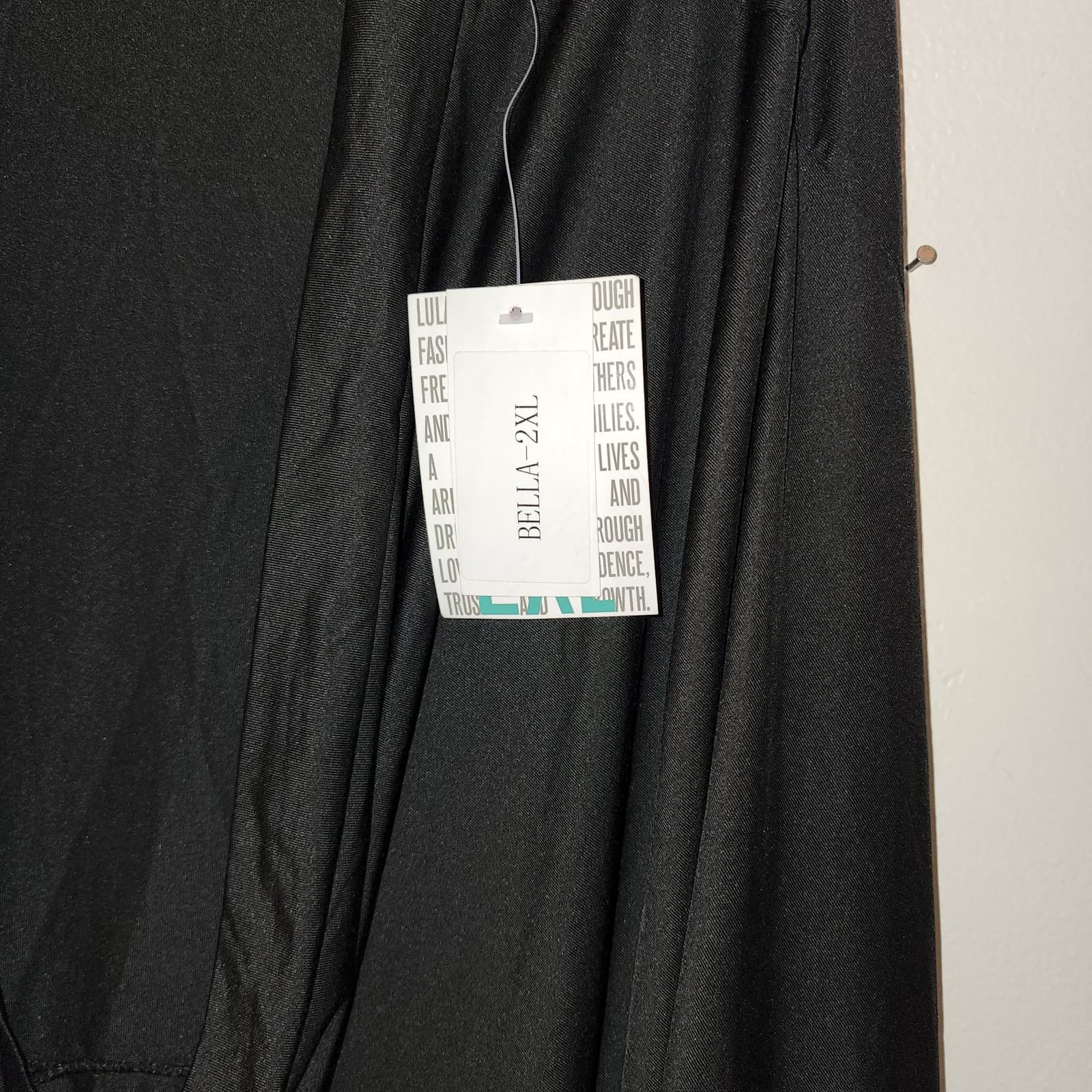 Black LulaRoe Bella A-Line Wrap Around Skirt Size 2xl - Thumbnail 3