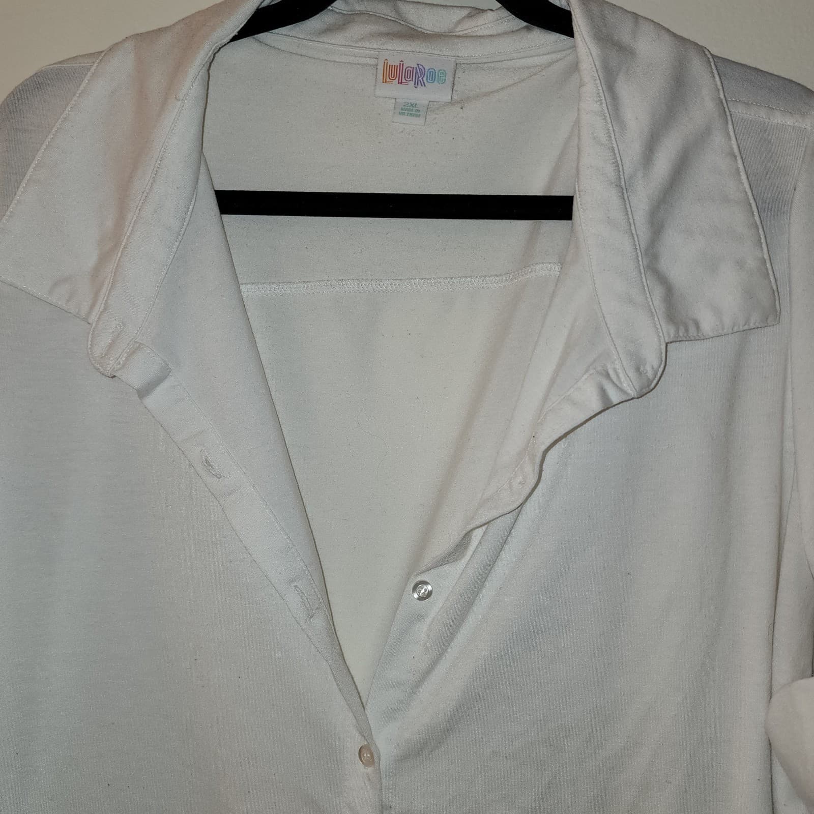 White LulaRoe Button Up Valentina Blouse Size 2xl - Thumbnail 5