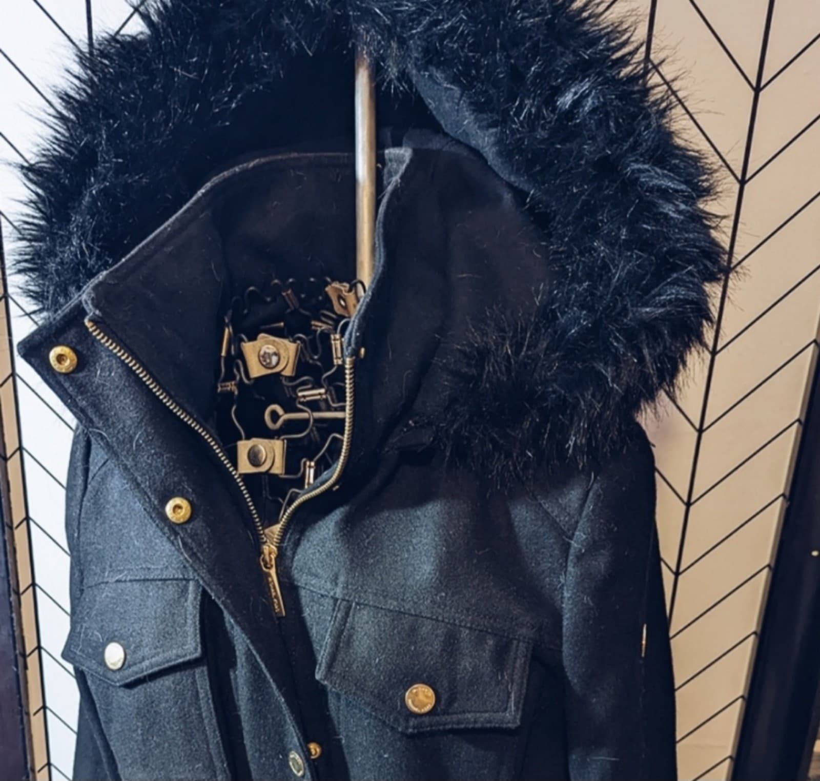 Michael Kors Faux Fur Trimmed Anorak Winter Coat Size 8 Womens - Thumbnail 2