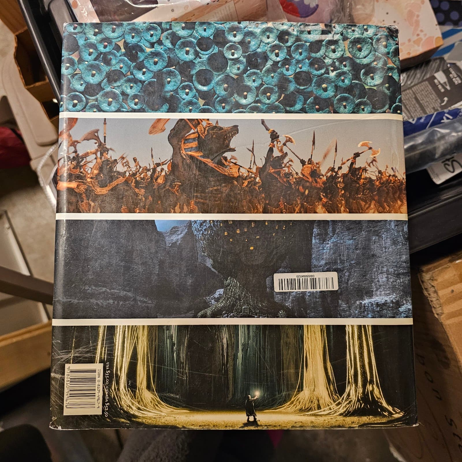 CGI: The Art of the 3d Computer Generated Image Hard Cover Book - Thumbnail 2