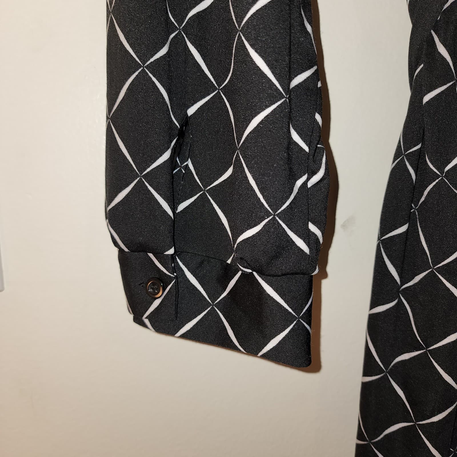 LulaRoe Ellie Classic Dress Shirt with Center Front Buttons - Thumbnail 5