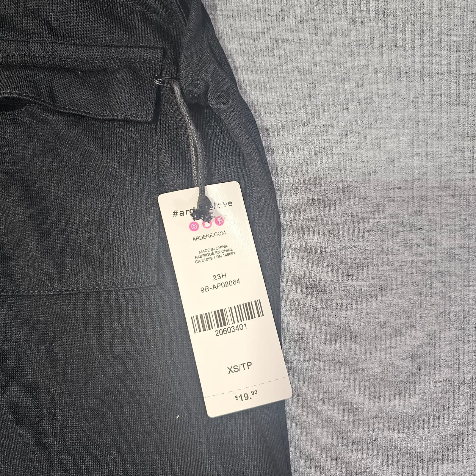 Ardene Black Half Zip Tank Top for Women Size X-Small - Thumbnail 4