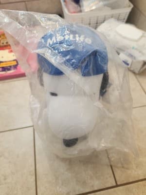 MetLife Racecar NASCAR Peanuts Snoopy Stuffed Animal Authentic Brand New! - Thumbnail 2