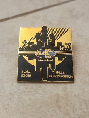 Vintage Enamel Lapel Pin 1990s Lot of 4 - Thumbnail 5