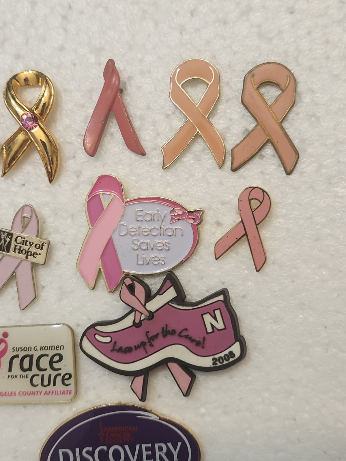 Pink Ribbon Breast Cancer Awareness City of Hope Pink Ribbon Lapel Pins Lot 15 - Thumbnail 3