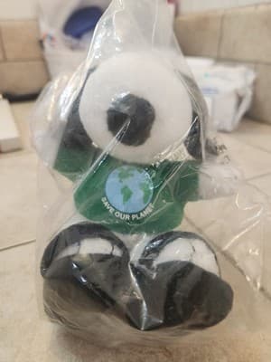Metlife Snoopy Peanuts SAVE OUR PLANET Earth Day Stuffed Plush - NEW in Package - Thumbnail 3