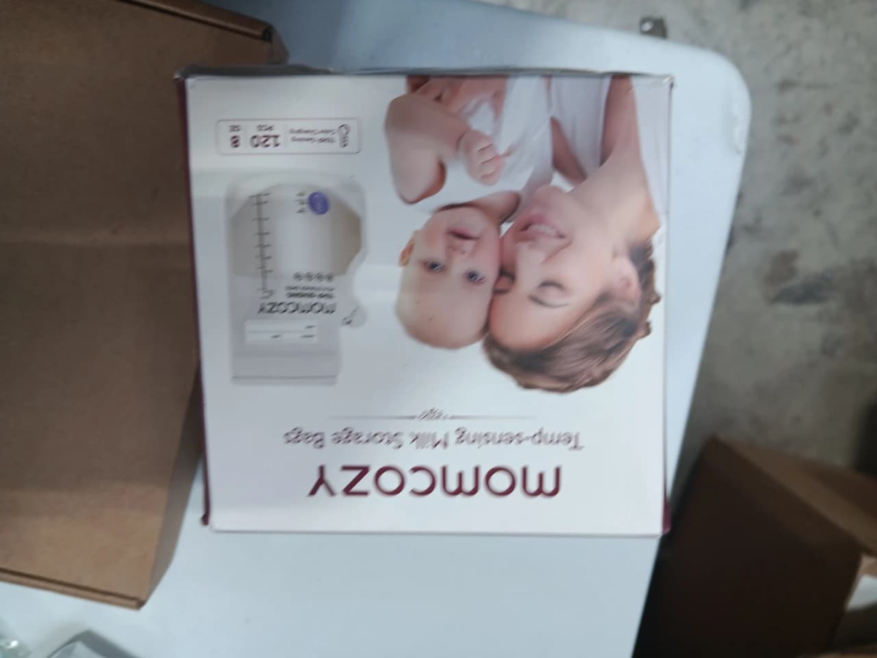 Momcozy Temp-Sensing Milk Storage Bags 8oz - Thumbnail 2