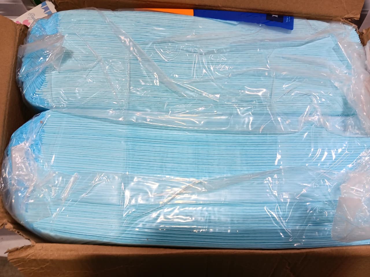Chucks Pads Disposable [100-Pack] 23"x36" Large Super Absorbent Protective Pads, Leak-Proof Pads - Thumbnail 9