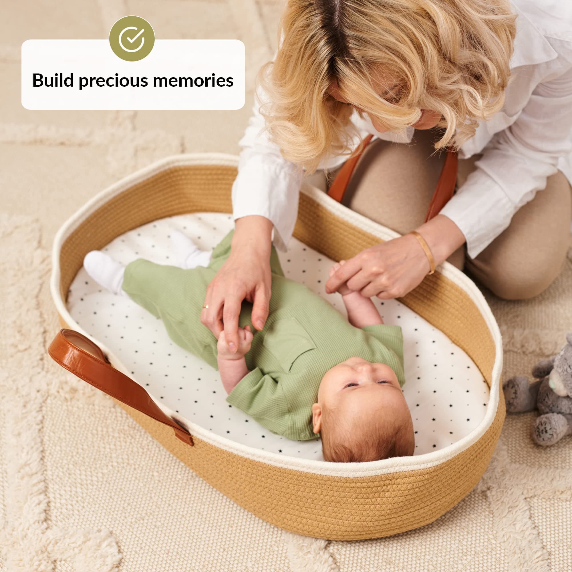 Moses Basket for Babies with Muslin Blanket Portable Basket - Thumbnail 7