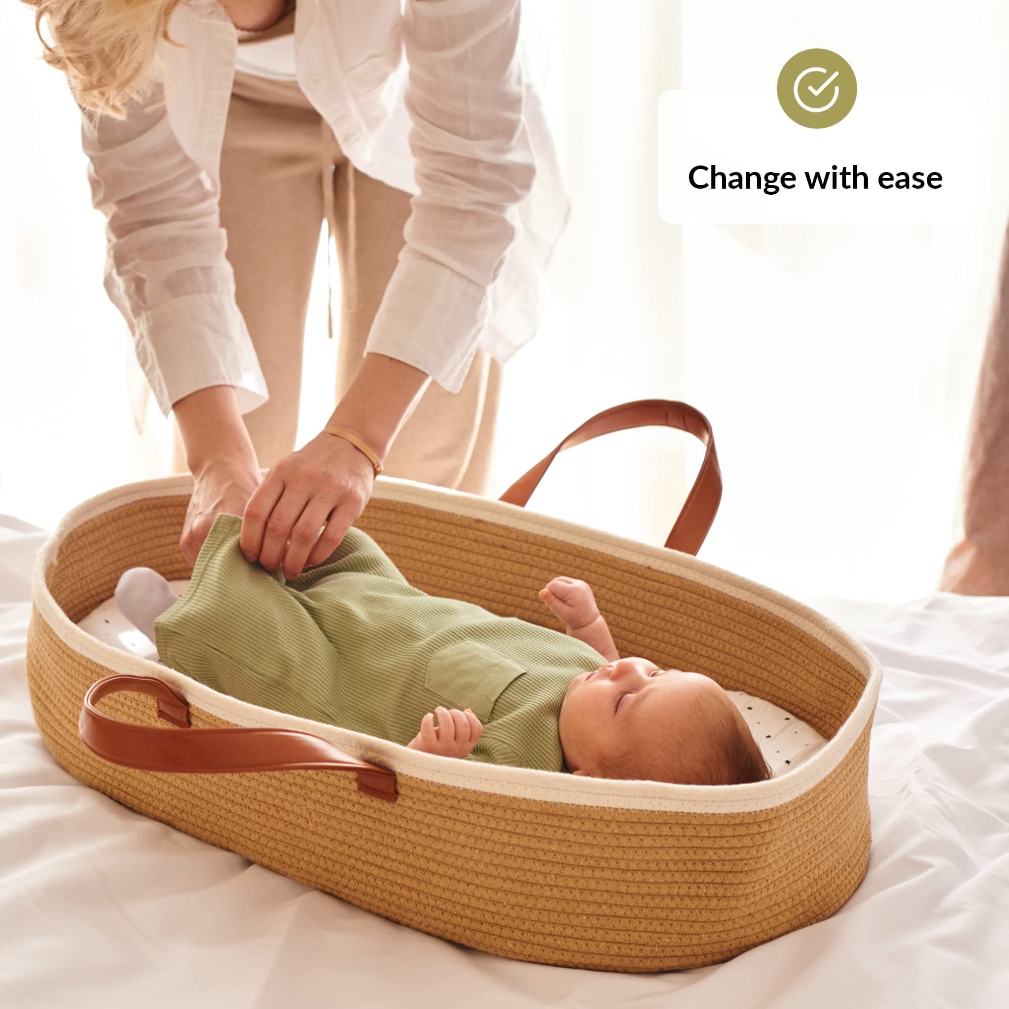 Moses Basket for Babies with Muslin Blanket Portable Basket - Thumbnail 4