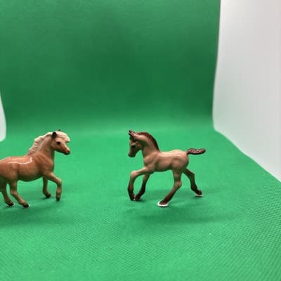 Vintage Retired Hagen Renaker Horse Buckskin Colt And Tan Welsh Pony - Thumbnail 2