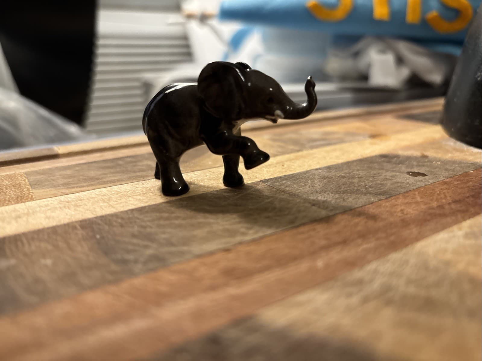 Retired Hagen Renaker Baby Elephant - Thumbnail 2