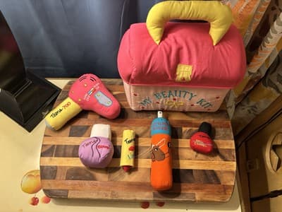 Vintage Pockets of Learning "My Beauty Kit" Soft Fabric Playset – 1990s - Thumbnail 2