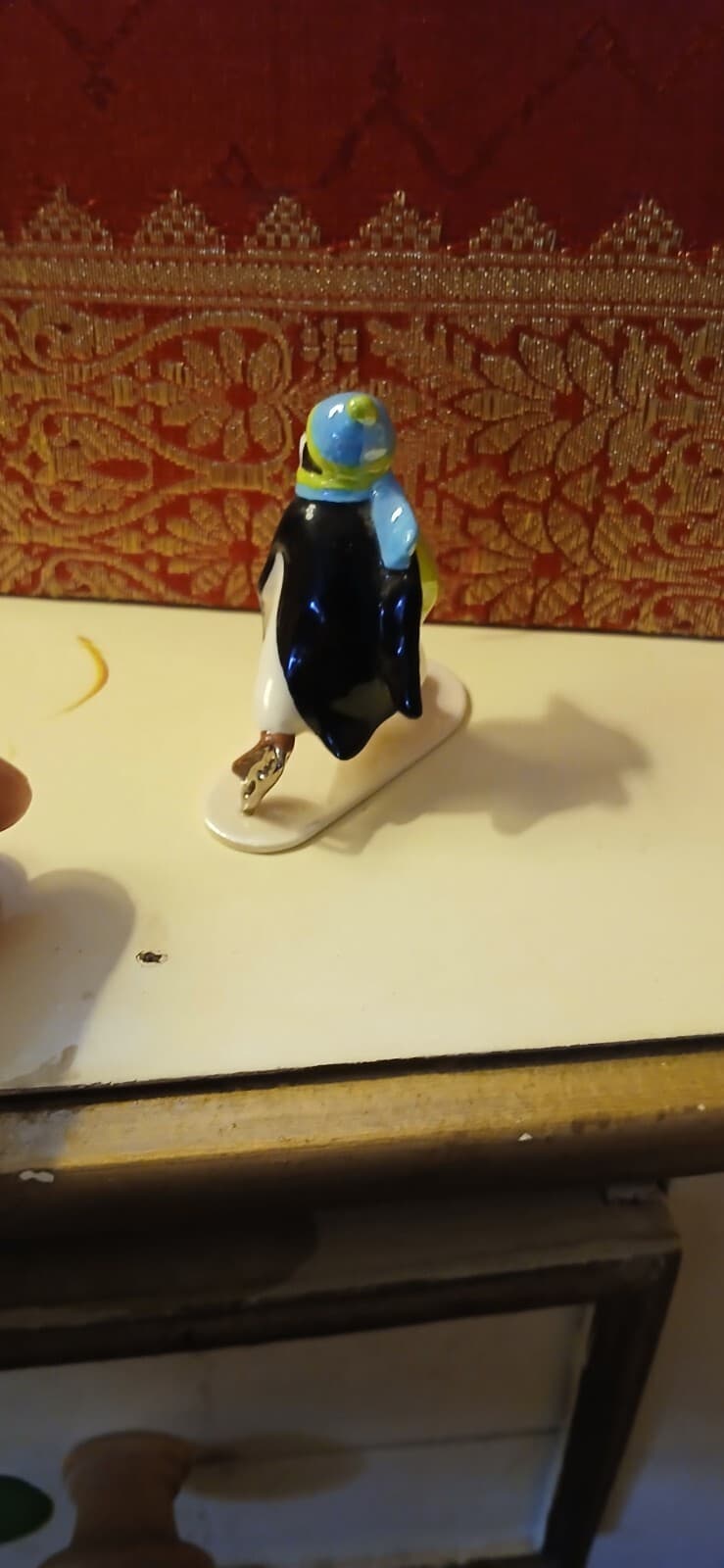 Vintage Retired Hagen Renaker Skating Penguin - Thumbnail 2