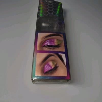 wet n wild Chameleon Chrome Eyeshadow Matrix Moves 0.07oz NEW Sealed NIB/Glitter - Thumbnail 2
