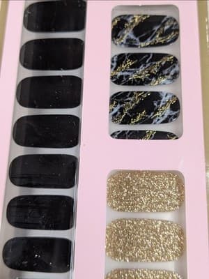 Dashing Diva Obsidian Black Gold Gloss Gel Nail Strips 32 Ct Glitter NIB NEW Box - Thumbnail 3