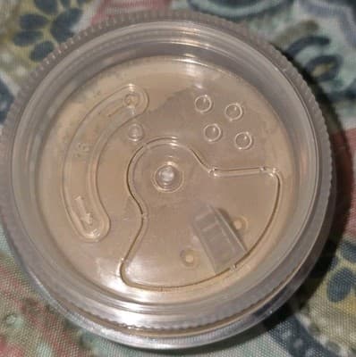 bareMinerals ORIGINAL Loose Powder Foundation SPF 15 0.28 oz Golden Medium W20 - Thumbnail 6