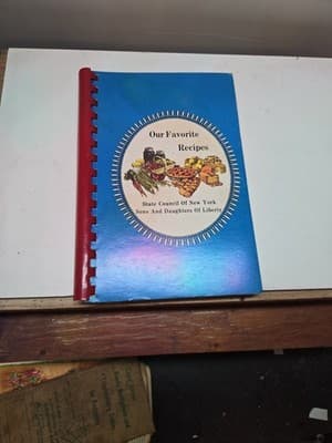 Lot Of 11 Assorted Vintage And Modern Cookbooks - Thumbnail 11