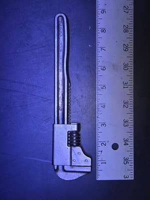 Antique Automotive Tools 9IN AUTO Pipe WRENCH - Thumbnail 2