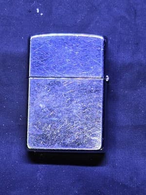 1993 Classic Vintage Zippo Lighter - Chrome Finish - Thumbnail 2