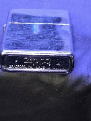 1993 Classic Vintage Zippo Lighter - Chrome Finish - Thumbnail 3