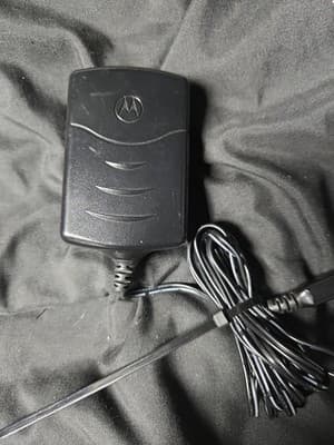 Motorola PSM4940D AC Power Supply Wall Charger Plug-In Adapter in 5.9V 400mA - Thumbnail 2