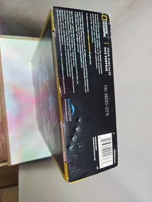 NATIONAL GEOGRAPHIC STUNNING SCIENCE CHEMISTRY SET 45 EASY EXPERIMENTS MEGA STEM - Thumbnail 6