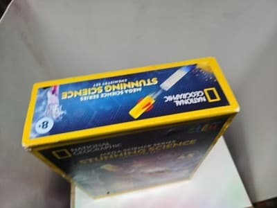 NATIONAL GEOGRAPHIC STUNNING SCIENCE CHEMISTRY SET 45 EASY EXPERIMENTS MEGA STEM - Thumbnail 5