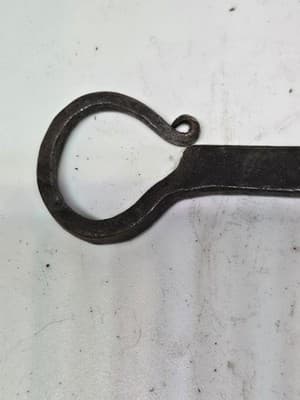 Antique 18th century American hand forged Wrought Iron Salamander W/Shepard Hook - Thumbnail 7