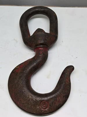 Vintage Swivel Hook; rigging, marine- hoisting hook, Makers Mark Unidentified - Thumbnail 4