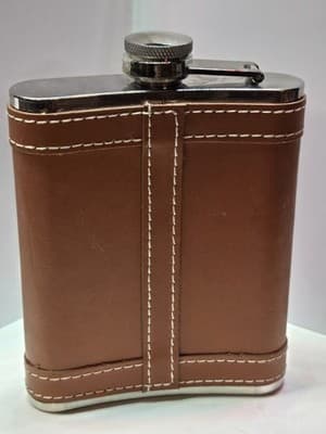 Flask Bey-Berk Stainless Steel Leather Cover Screw Cap - 6 oz - Thumbnail 4