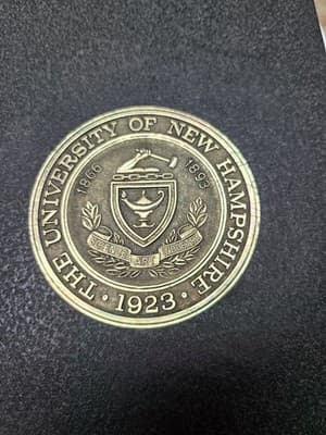 University of New Hampshire ~ 1964 Yearbook ~ Granite. Pristine Condition - Thumbnail 7