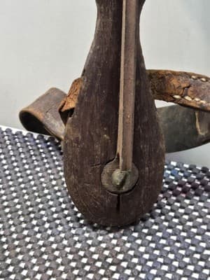 Antique Colonial American Curled Toe Metal & Wood Ice Skate Mid 17th Century - Thumbnail 15