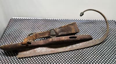 Antique Colonial American Curled Toe Metal & Wood Ice Skate Mid 17th Century - Thumbnail 3