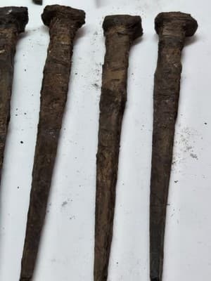 Hand Tuned Nails Lot Of 26 From An 1800s Barn In Wellesley, Ma - Thumbnail 6