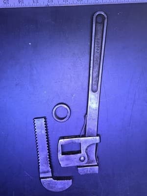 Beautiful Vintage STILLSON Pipe Wrench - 14" length - Thumbnail 5
