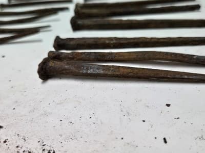 Hand Tuned Nails Lot Of 26 From An 1800s Barn In Wellesley, Ma - Thumbnail 12