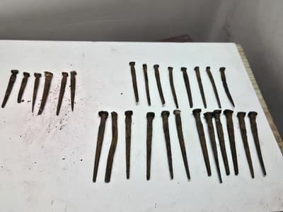 Hand Tuned Nails Lot Of 26 From An 1800s Barn In Wellesley, Ma - Thumbnail 11