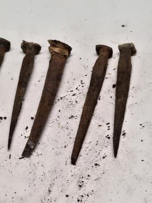 Hand Tuned Nails Lot Of 26 From An 1800s Barn In Wellesley, Ma - Thumbnail 8
