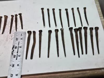 Hand Tuned Nails Lot Of 26 From An 1800s Barn In Wellesley, Ma - Thumbnail 2